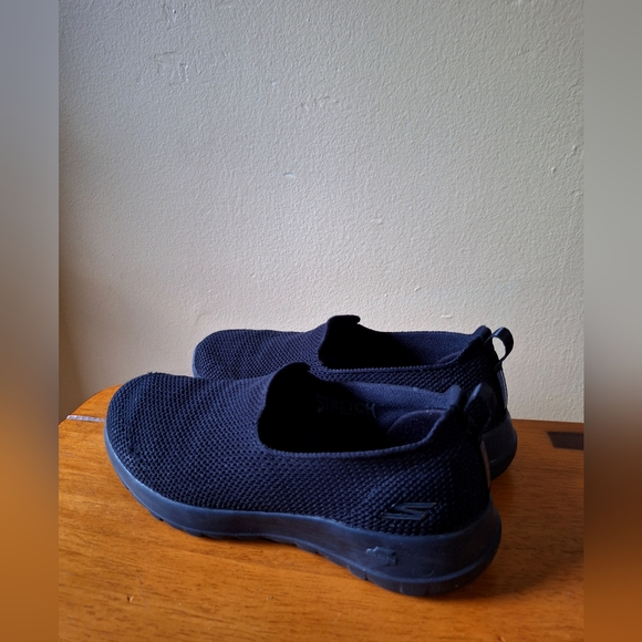 Skechers Go Walk Joy Sensational Day Womens Slip-On Walking Shoes Size 6 - Picture 6 of 9